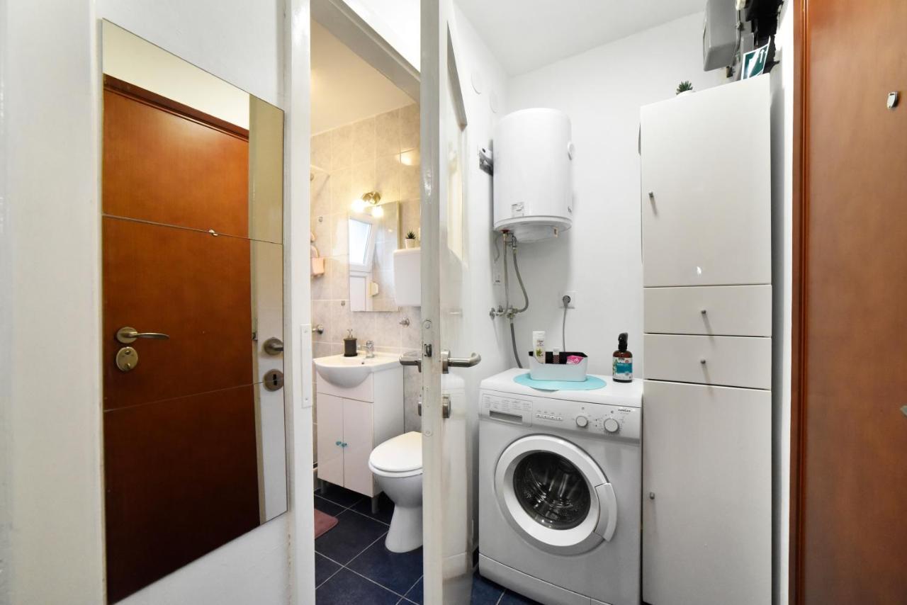 Studio Apartment Aneta Zagreb Bagian luar foto